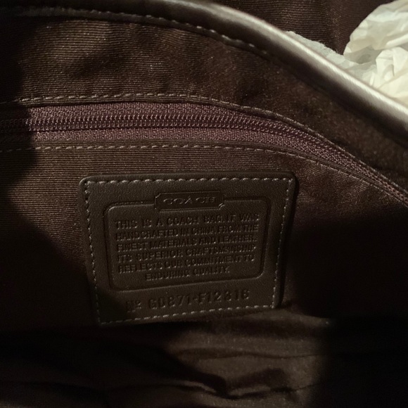 Coach Soho Signature-Gold - Picture 6 of 6